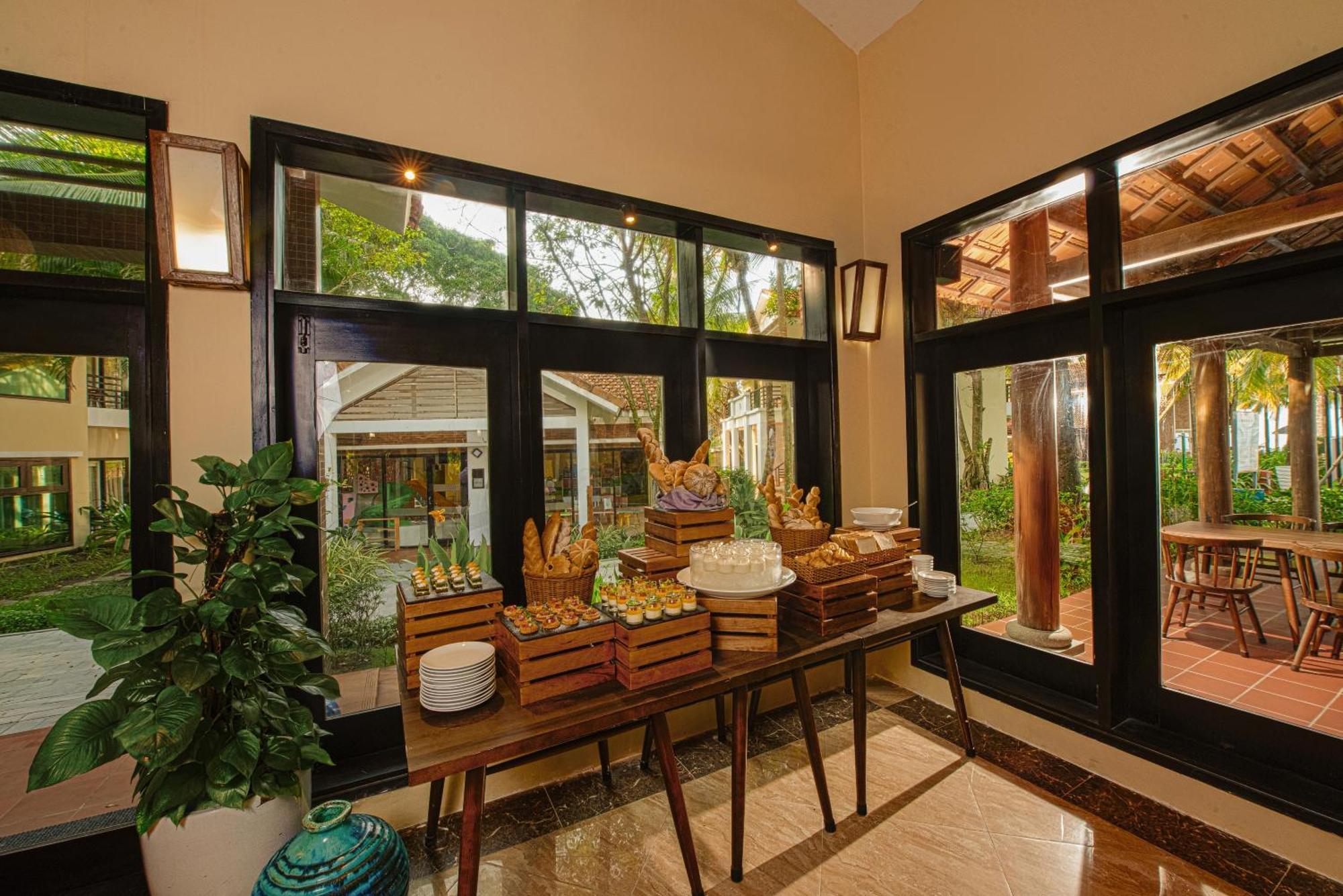 Famiana Resort & Spa - Breakfast Is Served As Brunch 6Am30 To 1Pm Phu Quoc Exterior photo