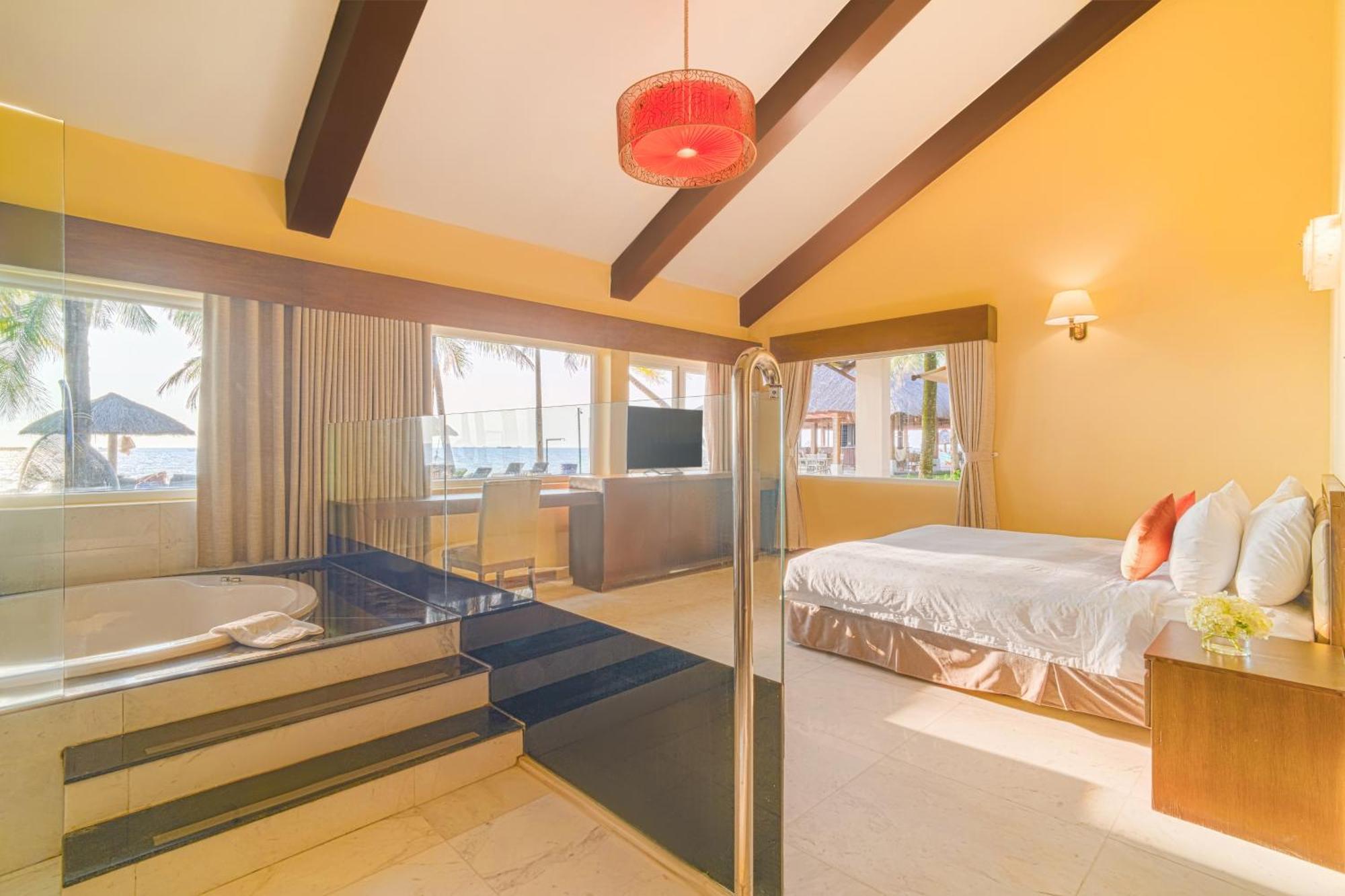 Famiana Resort & Spa - Breakfast Is Served As Brunch 6Am30 To 1Pm Phu Quoc Exterior photo