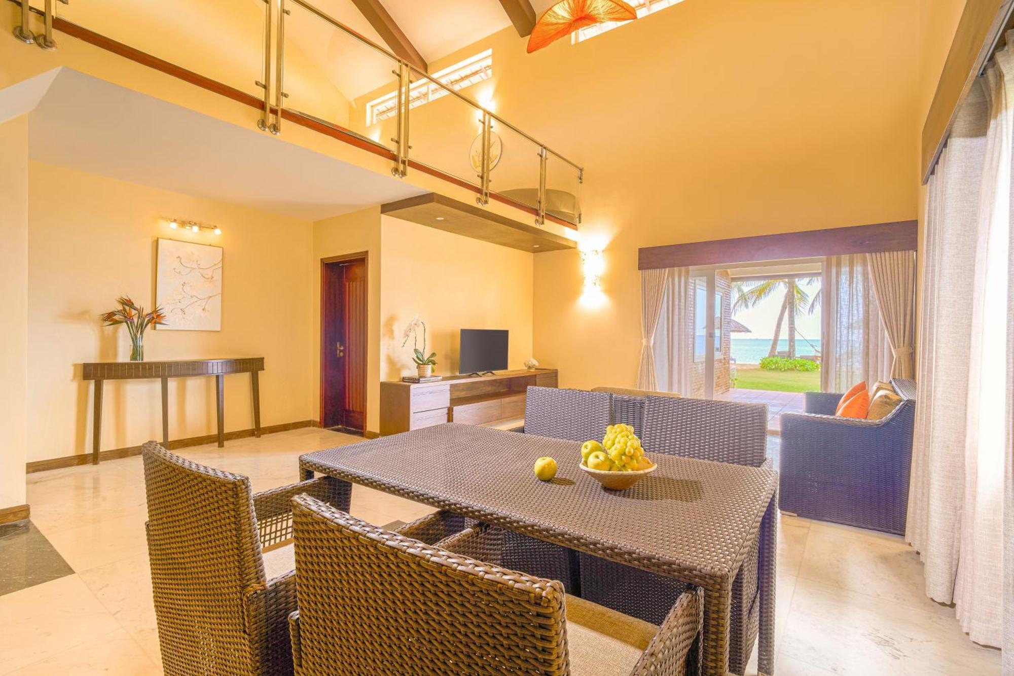 Famiana Resort & Spa - Breakfast Is Served As Brunch 6Am30 To 1Pm Phu Quoc Exterior photo