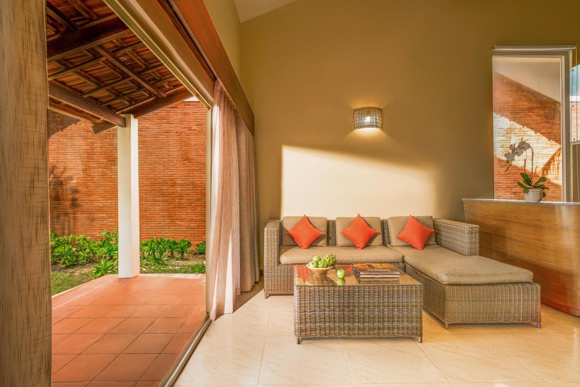 Famiana Resort & Spa - Breakfast Is Served As Brunch 6Am30 To 1Pm Phu Quoc Exterior photo