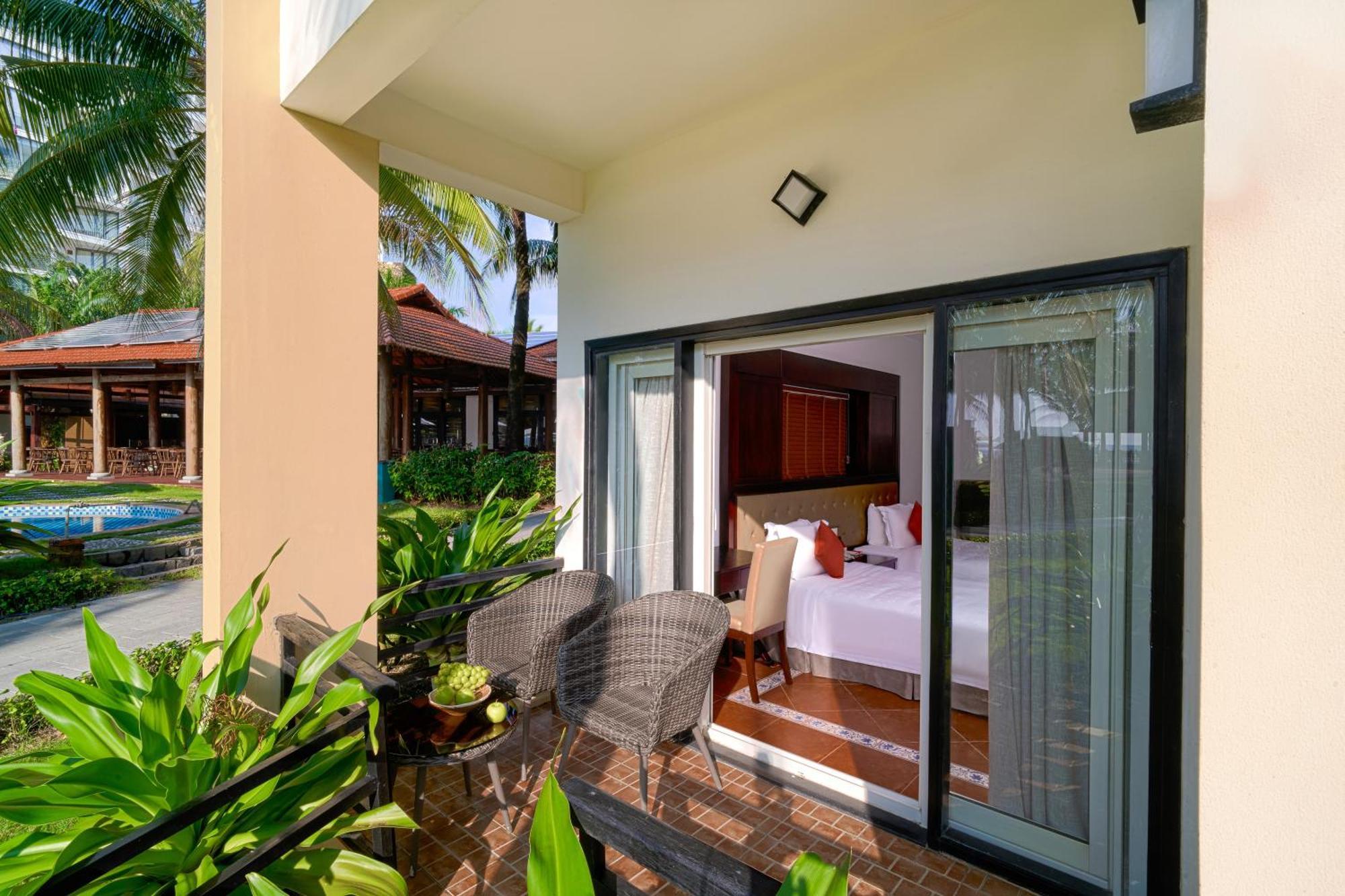 Famiana Resort & Spa - Breakfast Is Served As Brunch 6Am30 To 1Pm Phu Quoc Exterior photo
